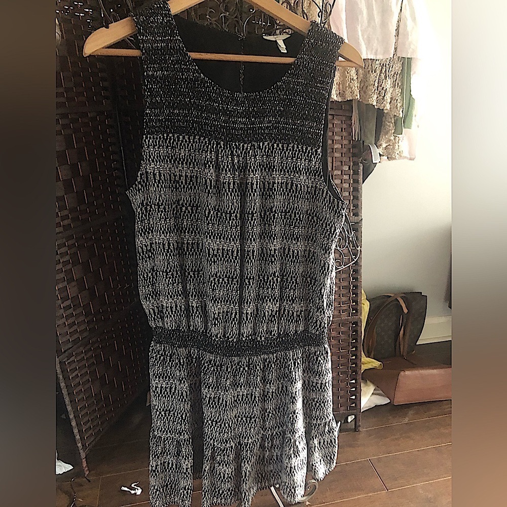 JOIE 100% Silk textured dress, lined